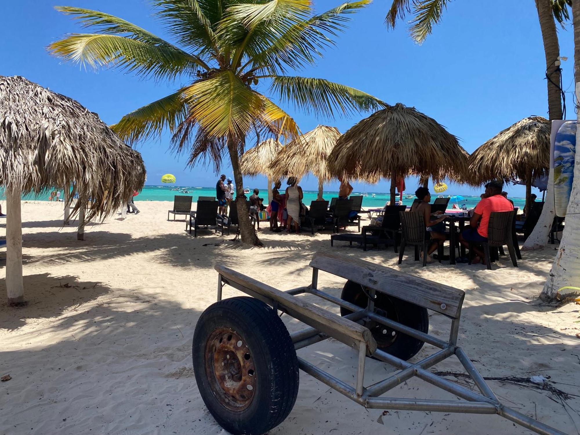 Madonna Pool Beach Los Corales Punta Cana Exterior foto
